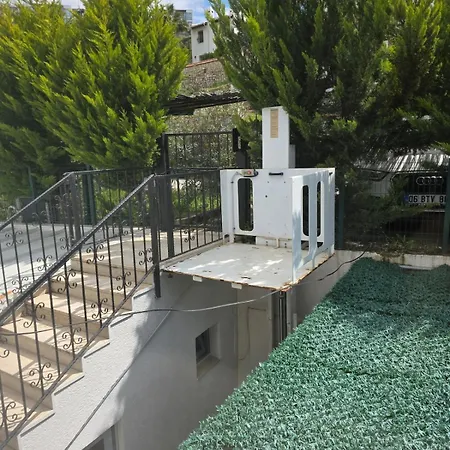 Sevinc Akasya Luxury Vilă