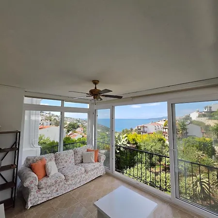 Sevinc Akasya Luxury Vilă